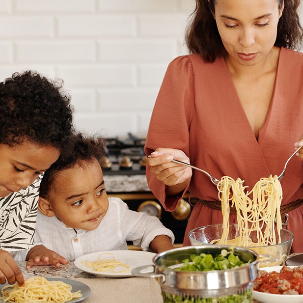 cuisiner avec sa famille