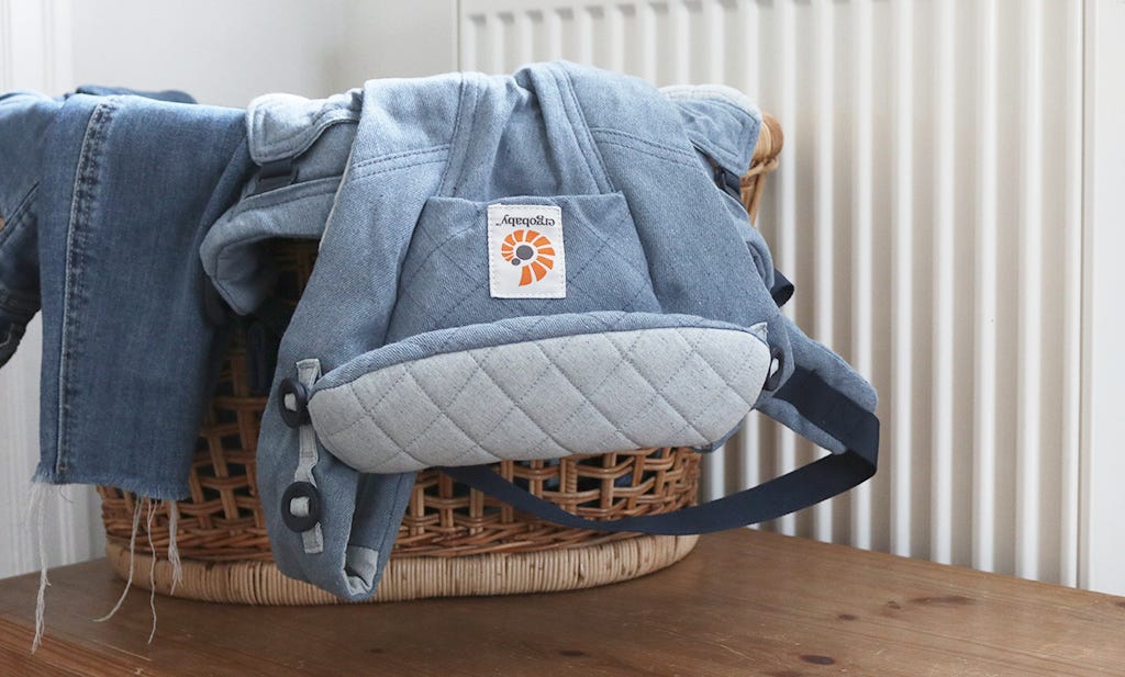 Porte-bébé durable en denim 100% recyclé